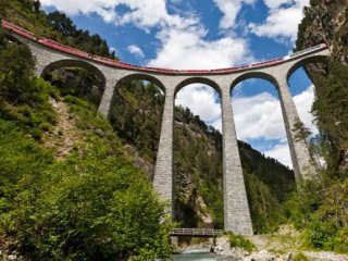 Nejkrásnější motivy Alp Arlberskou drahou a trasou Bernina a Glacier Expressu - Poznávací zájezdy