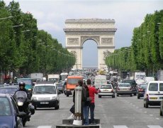 Paříž, perla na Seině letecky, Versailles a výlet do Remeše rychlovlakem TGV
