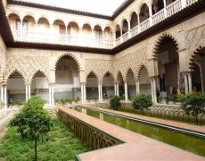 Andalusie, památky UNESCO, slavnosti a přírodní parky