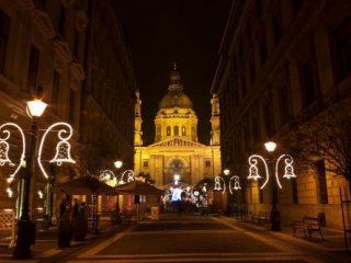 Prodloužený víkend v Budapešti s návštěvou vánočních trhů - vlakem - Poznávací zájezdy