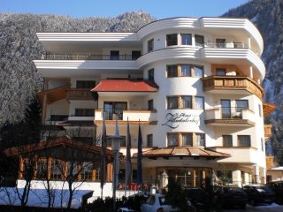 Zillertalerhof Alpine Hideaway