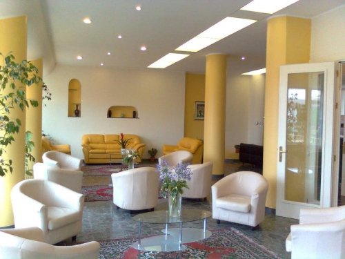 Imperia - Residence Robinia