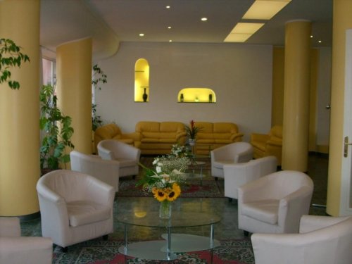 Imperia - Residence Robinia