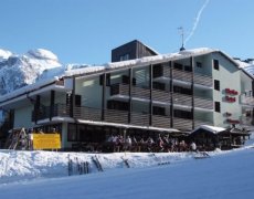 Hotel Alaska  - Folgarida