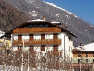 Casa Anselmi - Croviana Casa Anselmi - Croviana