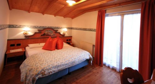 Alba di Canazei, Hotel Garni Cirelle