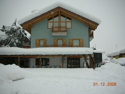 Garni Jägerhaus - Pellizzano - FREE SKI
