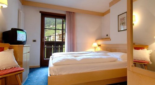 Hotel Garni Aritz - Campitello di Fassa