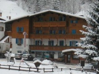 Hotel Genzianella (snídaně) - Rocca Pietore Hotel Genzianella (snídaně) - Rocca Pietore