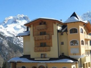 Madonna di Campiglio - Panorama Hotel Fontanella Madonna di Campiglio - Panorama Hotel Fontanella