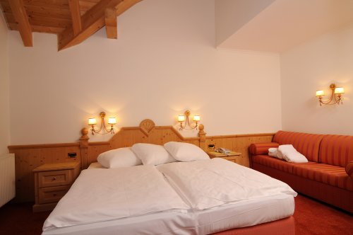 Marebbe - Hotel Chalet Corso