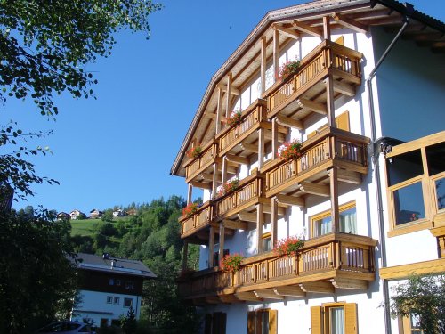 Marebbe - Hotel Chalet Corso