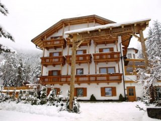 Marebbe - Hotel Chalet Corso Marebbe - Hotel Chalet Corso