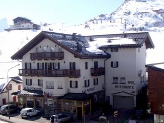 Hotel Alpenrose - Passo Rolle Hotel Alpenrose - Passo Rolle