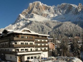 Hotel Colfosco - San Martino di Castrozza Hotel Colfosco - San Martino di Castrozza
