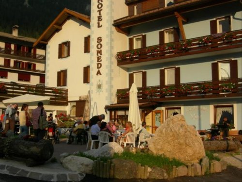 Hotel Someda - Moena
