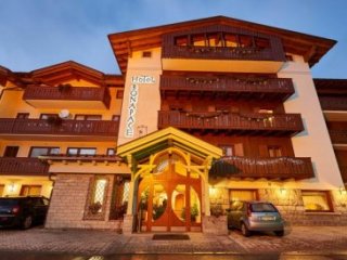 Hotel Bonapace+ - Madonna di Campiglio Hotel Bonapace+ - Madonna di Campiglio