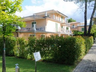 Rezidence La Pergola - Marina di Massa Rezidence La Pergola - Marina di Massa