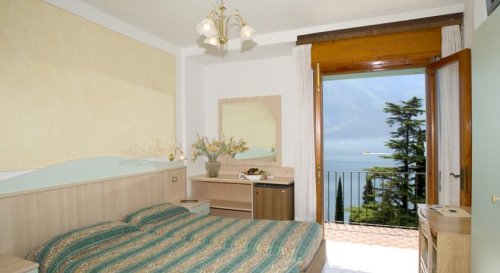 Hotel Villa Dirce - Limone sul Garda