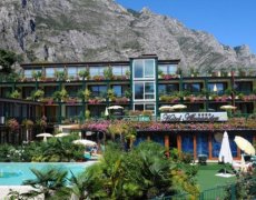 Hotel Alexander - Limone Sul Garda