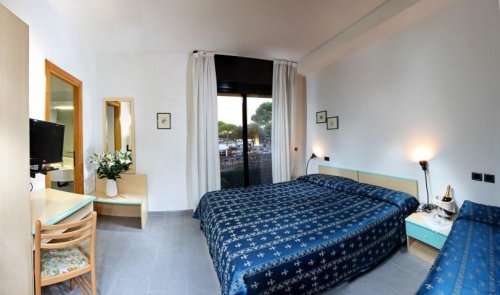 Lignano Pineta - Hotel Helvetia