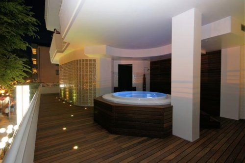 Cattolica - Hotel Aragosta