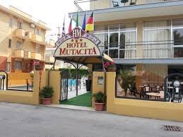 Rimini Marina Centro - Hotel Mutacita