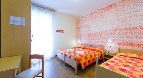 Rimini Marina Centro - Hotel Losanna