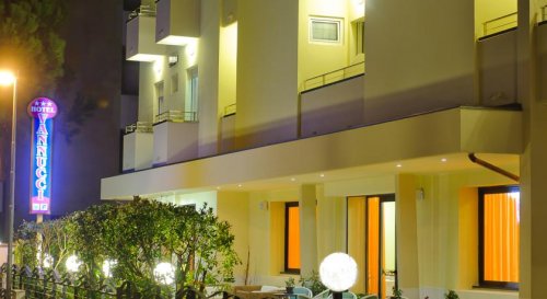 Rimini Marina Centro - Hotel Vannucci