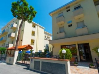 Rimini Marina Centro - Hotel Vannucci Rimini Marina Centro - Hotel Vannucci