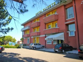 Hotel Oliveto - Desenzano del Garda Hotel Oliveto - Desenzano del Garda