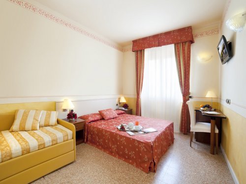 Caorle - Hotel Karinzia