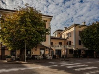 Hotel Caffe Centrale - Mezzocorona Hotel Caffe Centrale - Mezzocorona