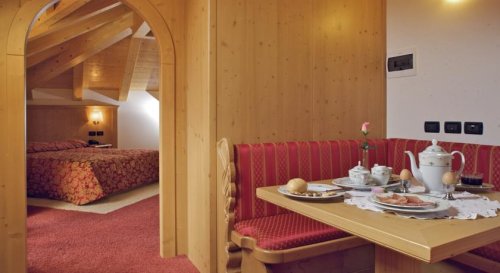 Hotel Almazzago - Almazzago