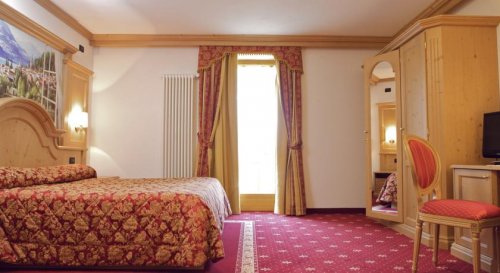 Hotel Almazzago - Almazzago