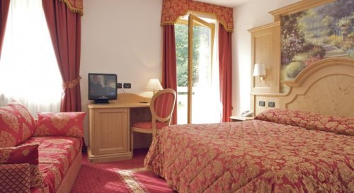 Hotel Almazzago - Almazzago