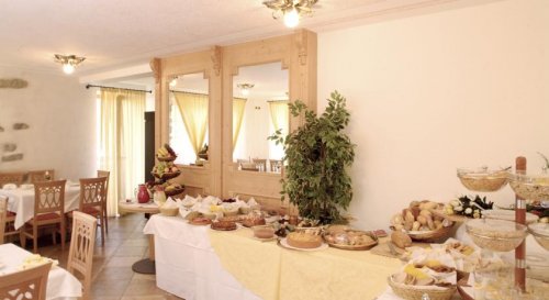 Hotel Almazzago - Almazzago