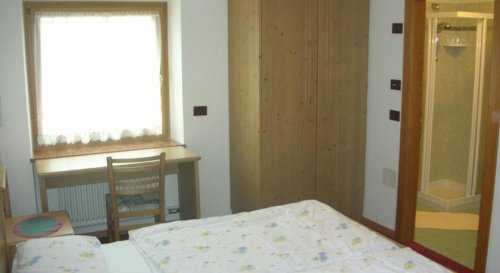 Hotel Garni Jägerhaus - Pellizzano