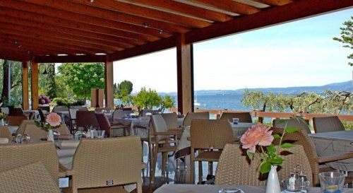 Hotel Menapace - Torri del Benaco