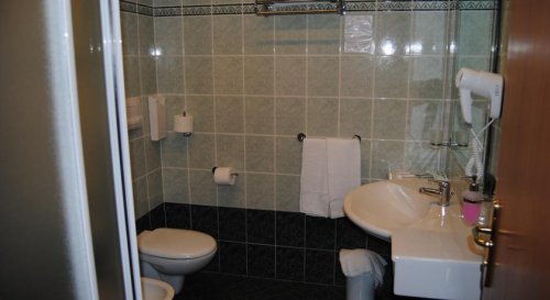 Hotel Mercedes - Limone sul Garda