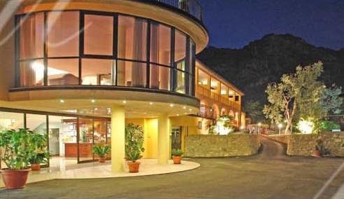 Hotel Mercedes - Limone sul Garda