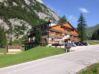 Hotel Baita Dovich - Malga Ciapela Hotel Baita Dovich - Malga Ciapela