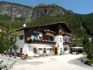 Hotel Villa Eden - Rocca Pietore Hotel Villa Eden - Rocca Pietore