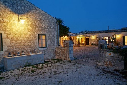 Agriturismo Masseria Ciancio – Contrada Ciancio / Graffetta