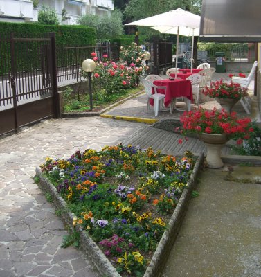 Riva del Garda - Hotel Garni Villa Rina
