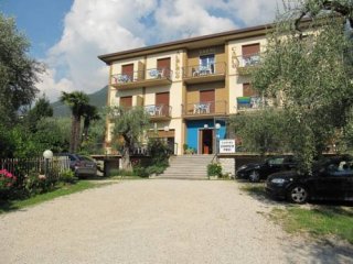 Assenza di Brenzone - Hotel Albergo Carlo