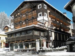 Rezidence Sport - Madonna di Campiglio FREE SKI Rezidence Sport - Madonna di Campiglio FREE SKI