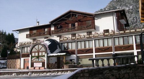 Hotel Montana - Fai della Paganella