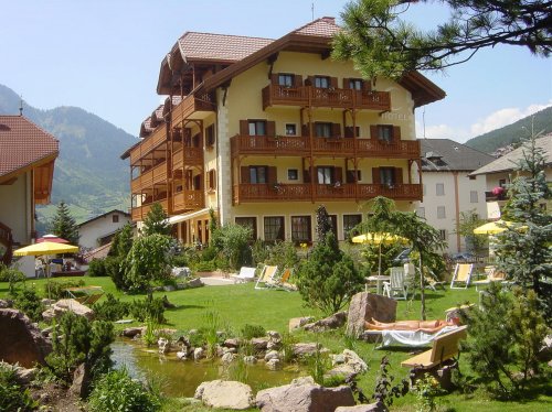 Hotel Luna Mondschein - Ortisei