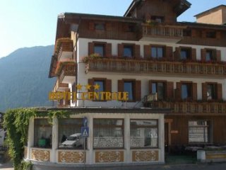 Hotel Centrale - Cortina d' Ampezzo Hotel Centrale - Cortina d' Ampezzo